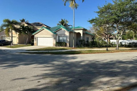 House in Weston, Florida 3 bedrooms, 152.27 sq.m. № 2182882