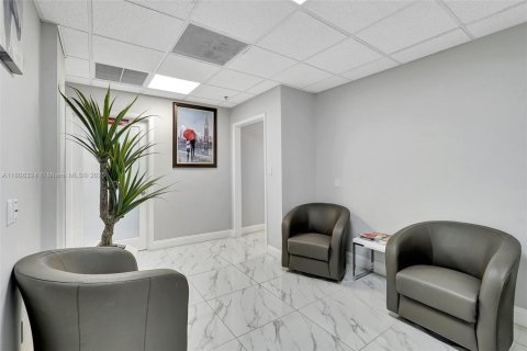 Immobilier commercial à vendre à North Miami, Floride № 1864626 - photo 6