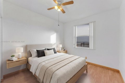 Villa ou maison à louer à Miramar, Floride: 3 chambres, 156.54 m2 № 2001220 - photo 4