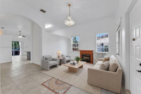 Villa ou maison à louer à Miramar, Floride: 3 chambres, 156.54 m2 № 2001220 - photo 24