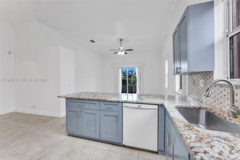 Villa ou maison à louer à Miramar, Floride: 3 chambres, 156.54 m2 № 2001220 - photo 30