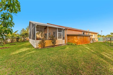 Villa ou maison à louer à Miramar, Floride: 3 chambres, 156.54 m2 № 2001220 - photo 16