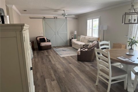 Casa en venta en The Villages, Florida, 2 dormitorios, 98.57 m2 № 1796889 - foto 7