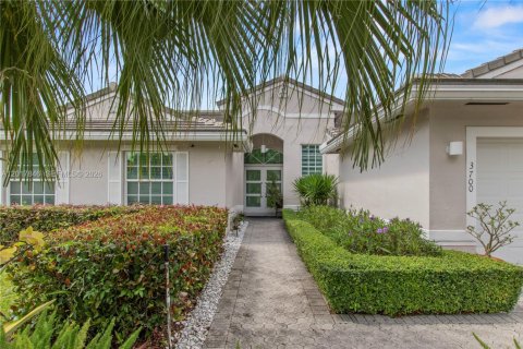 Villa ou maison à vendre à Miramar, Floride: 4 chambres, 213.58 m2 № 2084848 - photo 7