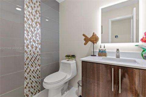 Villa ou maison à vendre à Miramar, Floride: 4 chambres, 213.58 m2 № 2084848 - photo 17