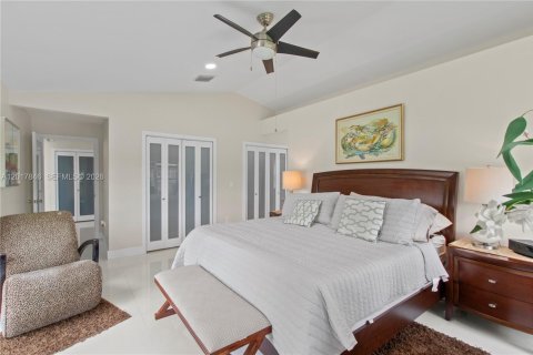 Villa ou maison à vendre à Miramar, Floride: 4 chambres, 213.58 m2 № 2084848 - photo 19