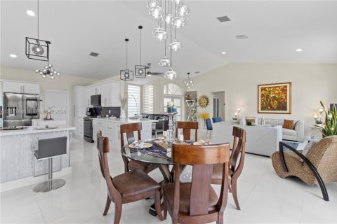 Villa ou maison à vendre à Miramar, Floride: 4 chambres, 213.58 m2 № 2084848 - photo 13