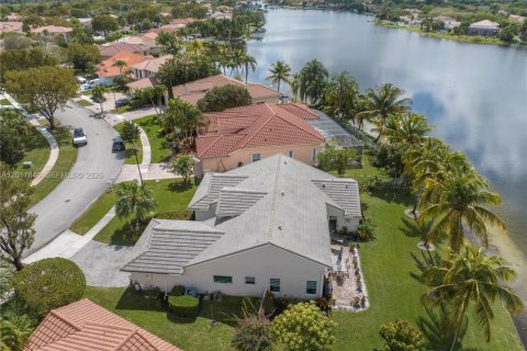 Villa ou maison à vendre à Miramar, Floride: 4 chambres, 213.58 m2 № 2084848 - photo 6