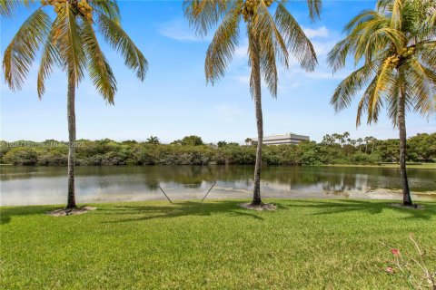 Villa ou maison à vendre à Miramar, Floride: 4 chambres, 213.58 m2 № 2084848 - photo 30