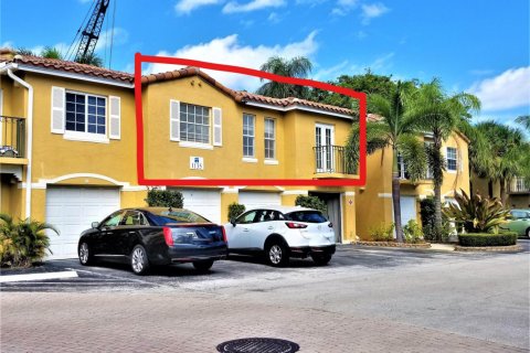 Condominio en alquiler en Lake Park, Florida, 1 dormitorio, 70.61 m2 № 1175217 - foto 1