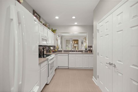 Casa en venta en Summerfield, Florida, 2 dormitorios, 139.17 m2 № 2151934 - foto 14