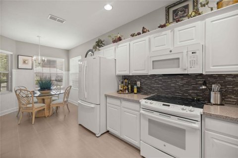 Casa en venta en Summerfield, Florida, 2 dormitorios, 139.17 m2 № 2151934 - foto 11