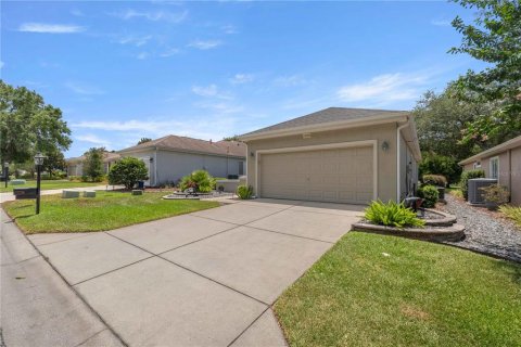Casa en venta en Summerfield, Florida, 2 dormitorios, 139.17 m2 № 2151934 - foto 3
