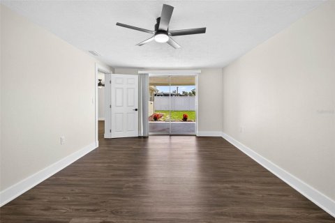 Villa ou maison à vendre à New Port Richey, Floride: 3 chambres, 139.35 m2 № 1902494 - photo 29