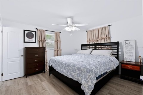 Villa ou maison à vendre à Largo, Floride: 3 chambres, 100.52 m2 № 2406247 - photo 13
