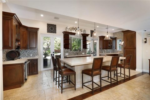 Снять в аренду виллу или дом в Саут-Майами, Флорида 4 спальни, 251.95м2, № 1948678 - фото 8