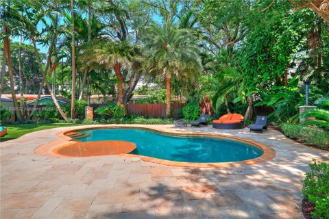 Снять в аренду виллу или дом в Саут-Майами, Флорида 4 спальни, 251.95м2, № 1948678 - фото 30