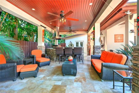 Снять в аренду виллу или дом в Саут-Майами, Флорида 4 спальни, 251.95м2, № 1948678 - фото 28