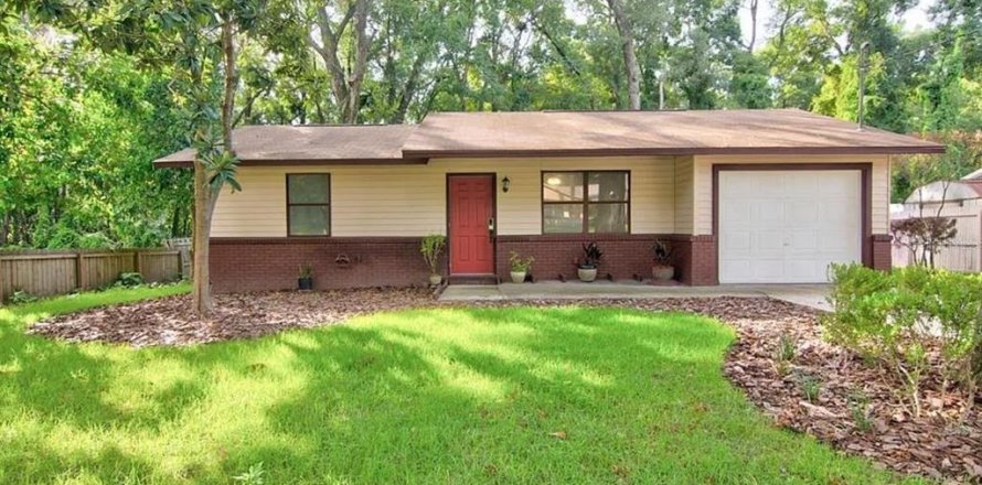 Casa en Alachua, Florida 2 dormitorios, 102.56 m2 № 1721579