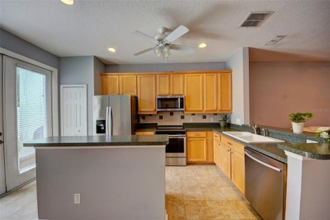 Townhouse in Windermere, Florida 3 bedrooms, 135.73 sq.m. № 1912178 - photo 5