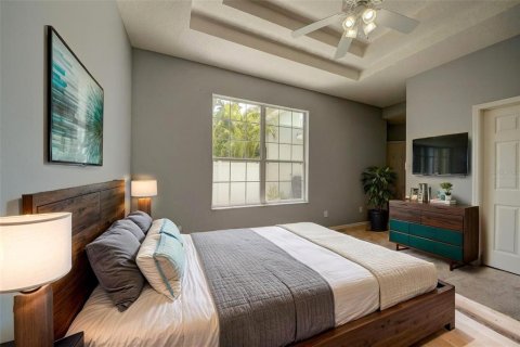 Townhouse in Windermere, Florida 3 bedrooms, 135.73 sq.m. № 1912178 - photo 14
