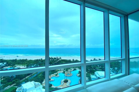 Condo in Miami Beach, Florida, 2 bedrooms  № 1960583 - photo 6