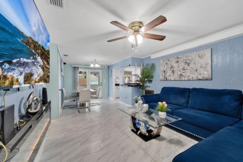 Villa ou maison à vendre à Tampa, Floride: 4 chambres, 108.7 m2 № 1846821 - photo 8