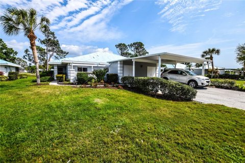 House in Venice, Florida 2 bedrooms, 120.12 sq.m. № 1066332 - photo 1