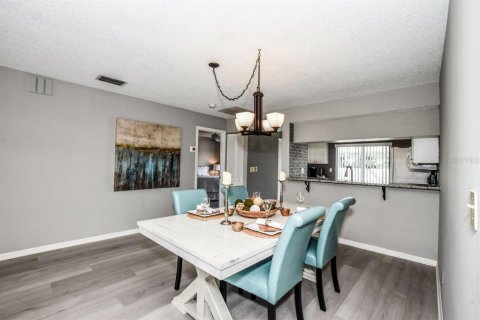 House in Venice, Florida 2 bedrooms, 120.12 sq.m. № 1066332 - photo 6