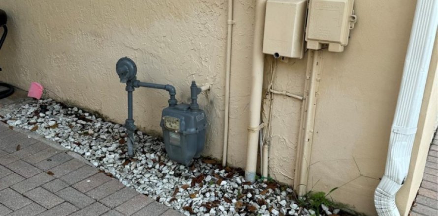 Condo in Sunrise, Florida, 4 bedrooms  № 1007676