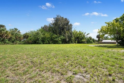 Immobilier commercial à vendre à Palm City, Floride № 2252974 - photo 22