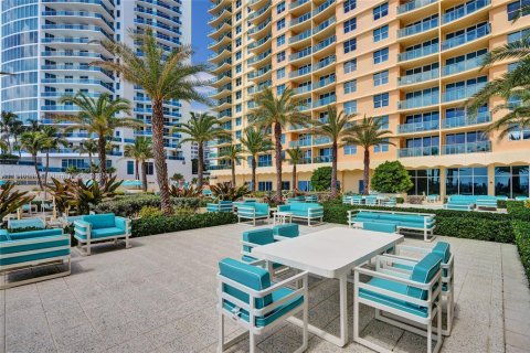 Condominio en venta en Hollywood, Florida, 1 dormitorio, 69.21 m2 № 1848804 - foto 22