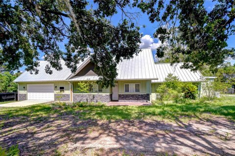 House in Dade City, Florida 3 bedrooms, 219.62 sq.m. № 1742854 - photo 15