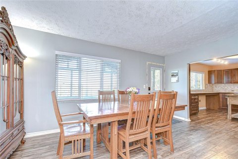 House in Dade City, Florida 3 bedrooms, 219.62 sq.m. № 1742854 - photo 24