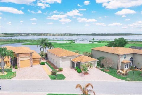 Casa en Lake Wales, Florida 3 dormitorios, 147.62 m2 № 2156171