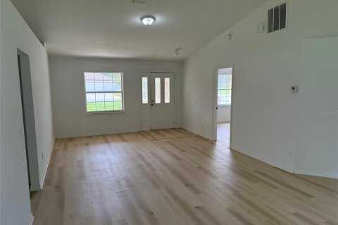 Casa en alquiler en Palm Coast, Florida, 3 dormitorios, 160.91 m2 № 1858360 - foto 4