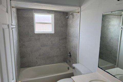 Casa en alquiler en Palm Coast, Florida, 3 dormitorios, 160.91 m2 № 1858360 - foto 12