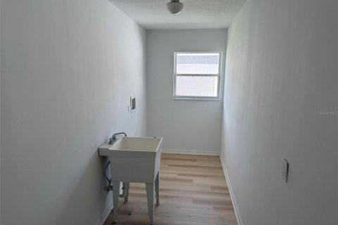 Casa en alquiler en Palm Coast, Florida, 3 dormitorios, 160.91 m2 № 1858360 - foto 8