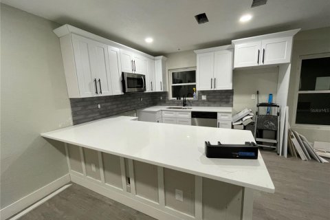 Villa ou maison à louer à Orlando, Floride: 2 chambres, 108.05 m2 № 2115509 - photo 2