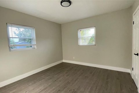 Villa ou maison à louer à Orlando, Floride: 2 chambres, 108.05 m2 № 2115509 - photo 7