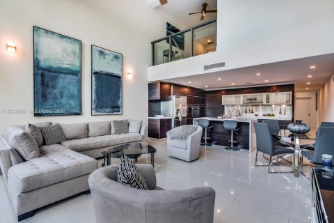 Condo in Miami Beach, Florida, 2 bedrooms  № 2077970