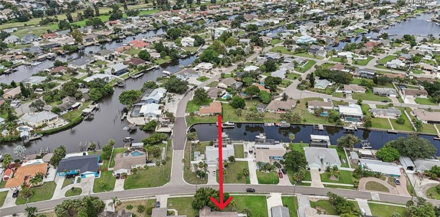 Casa en Apollo Beach, Florida 3 dormitorios, 151.71 m2 № 1836929