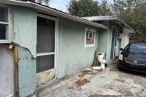 House in Avon Park, Florida 4 bedrooms, 154.03 sq.m. № 2217931