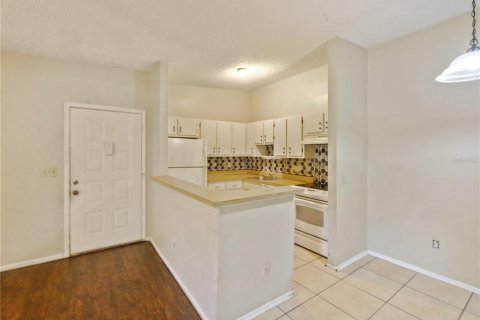 Condo in Orlando, Florida, 2 bedrooms  № 1848084 - photo 5