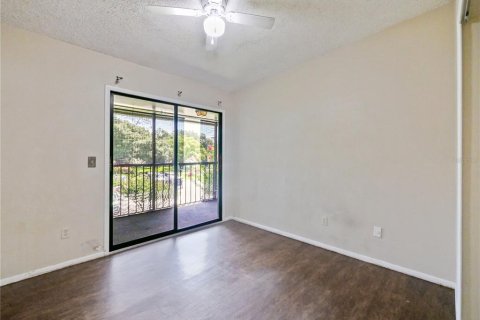 Condo in Orlando, Florida, 2 bedrooms  № 1848084 - photo 12