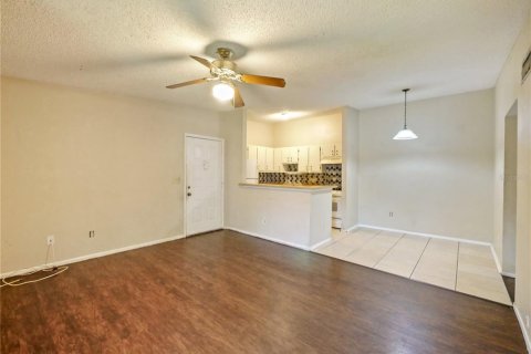 Condo in Orlando, Florida, 2 bedrooms  № 1848084 - photo 4