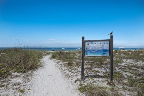 Condo in Bradenton Beach, Florida, 1 bedroom  № 1615220 - photo 28