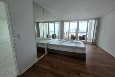 Copropriété à louer à Miami, Floride: 1 chambre, 97.36 m2 № 2182689 - photo 5