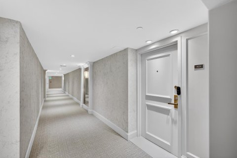 Condo in Palm Beach, Florida, 3 bedrooms  № 2146087 - photo 20