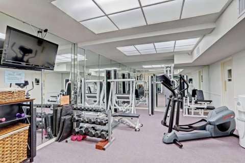 Condo in Palm Beach, Florida, 3 bedrooms  № 2146087 - photo 12